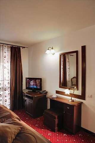 Отель Hotel Bistrita Дурэу Двухместный номер с 1 кроватью-2